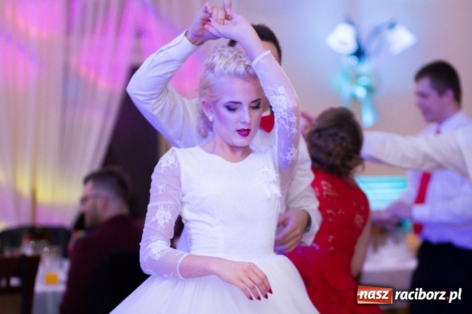 Zdjęcie w galerii na portalu naszraciborz.pl: Gastronomicy, hotelarze i technicy analitycy na studniówce w Anielskim Młynie  wiadomości z regionu