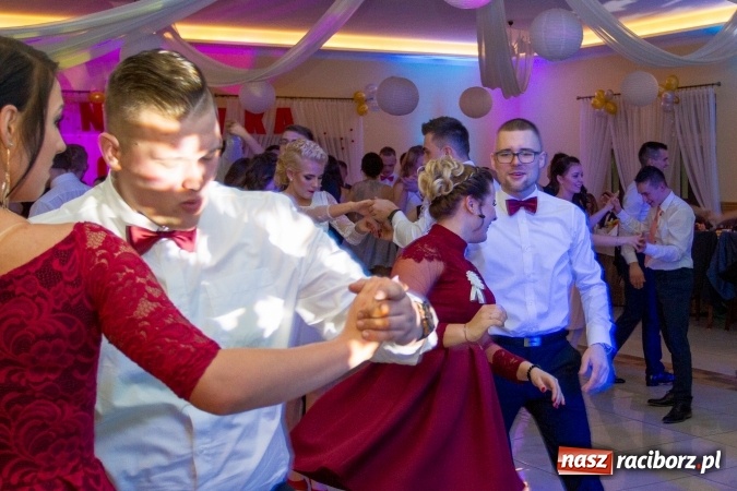 Zdjęcie w galerii na portalu naszraciborz.pl: Gastronomicy, hotelarze i technicy analitycy na studniówce w Anielskim Młynie  wiadomości z regionu