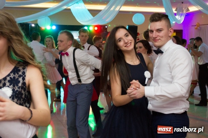 Zdjęcie w galerii na portalu naszraciborz.pl: Gastronomicy, hotelarze i technicy analitycy na studniówce w Anielskim Młynie  wiadomości z regionu