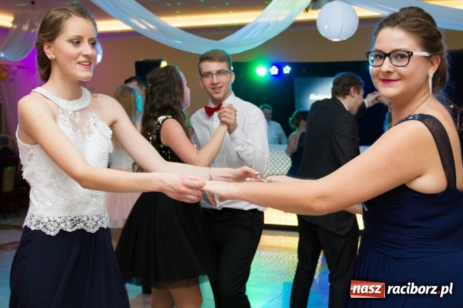 Zdjęcie w galerii na portalu naszraciborz.pl: Gastronomicy, hotelarze i technicy analitycy na studniówce w Anielskim Młynie  wiadomości z regionu