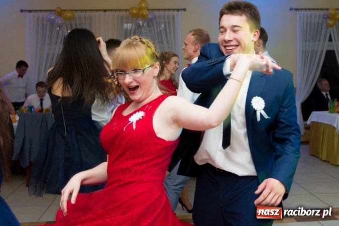 Zdjęcie w galerii na portalu naszraciborz.pl: Gastronomicy, hotelarze i technicy analitycy na studniówce w Anielskim Młynie  wiadomości z regionu