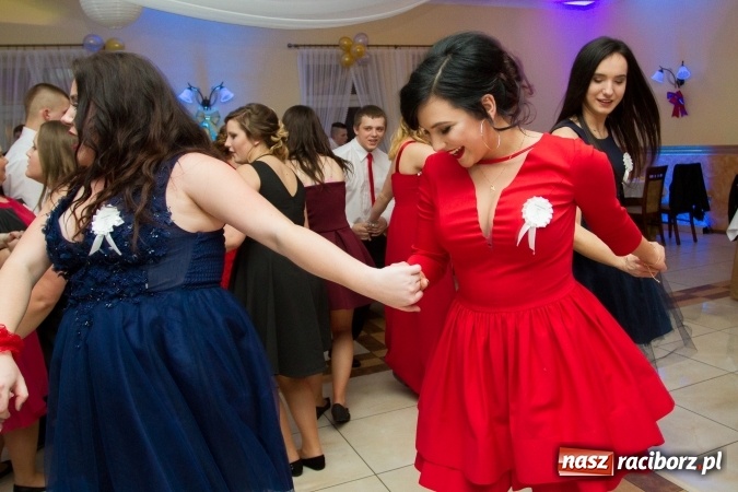 Zdjęcie w galerii na portalu naszraciborz.pl: Gastronomicy, hotelarze i technicy analitycy na studniówce w Anielskim Młynie  wiadomości z regionu