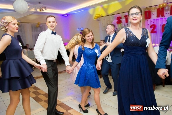 Zdjęcie w galerii na portalu naszraciborz.pl: Gastronomicy, hotelarze i technicy analitycy na studniówce w Anielskim Młynie  wiadomości z regionu