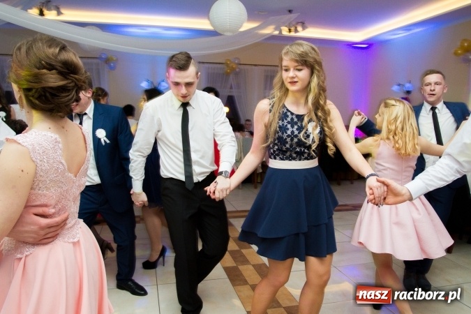 Zdjęcie w galerii na portalu naszraciborz.pl: Gastronomicy, hotelarze i technicy analitycy na studniówce w Anielskim Młynie  wiadomości z regionu