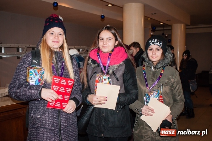 Zdjęcie w galerii na portalu naszraciborz.pl: XXV Finał Wielkiej Orkiestry Świątecznej Pomocy: 80 wolontariuszy na ulicach Raciborza wiadomości z regionu