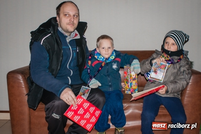 Zdjęcie w galerii na portalu naszraciborz.pl: XXV Finał Wielkiej Orkiestry Świątecznej Pomocy: 80 wolontariuszy na ulicach Raciborza wiadomości z regionu