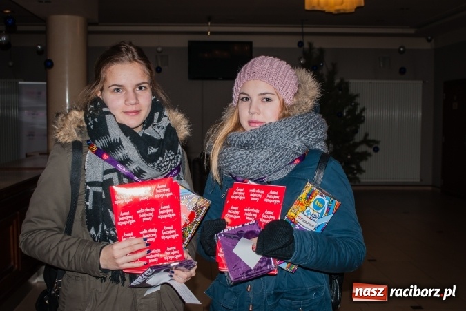 Zdjęcie w galerii na portalu naszraciborz.pl: XXV Finał Wielkiej Orkiestry Świątecznej Pomocy: 80 wolontariuszy na ulicach Raciborza wiadomości z regionu