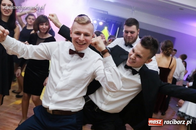 Zdjęcie w galerii na portalu naszraciborz.pl: Tak się bawił Mechanik w Tworkowie  wiadomości z regionu