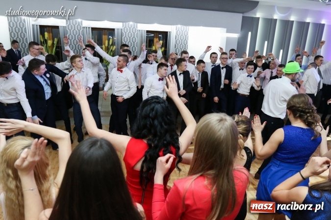 Zdjęcie w galerii na portalu naszraciborz.pl: Tak się bawił Mechanik w Tworkowie  wiadomości z regionu