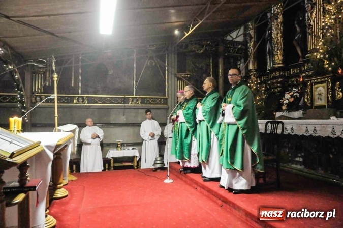 Zdjęcie w galerii na portalu naszraciborz.pl: Polska błogosławiona z raciborskiego zamku  wiadomości z regionu