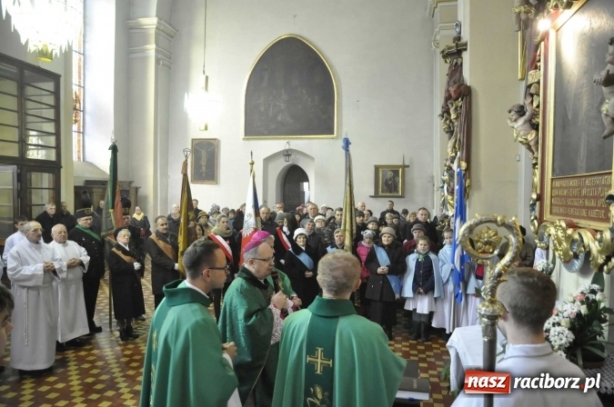 Zdjęcie w galerii na portalu naszraciborz.pl: Polska błogosławiona z raciborskiego zamku  wiadomości z regionu