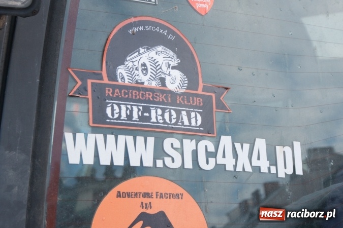 Zdjęcie w galerii na portalu naszraciborz.pl: Raciborski Klub Off-Road SRC 4x4 wspierał Wielką Orkiestrę Świątecznej Pomocy wiadomości z regionu