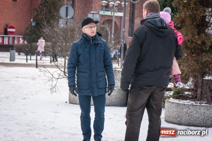 Zdjęcie w galerii na portalu naszraciborz.pl: Raciborski Klub Off-Road SRC 4x4 wspierał Wielką Orkiestrę Świątecznej Pomocy wiadomości z regionu