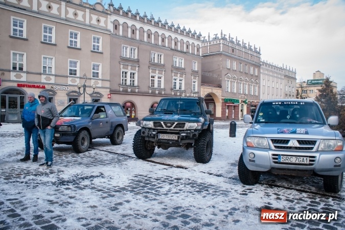 Zdjęcie w galerii na portalu naszraciborz.pl: Raciborski Klub Off-Road SRC 4x4 wspierał Wielką Orkiestrę Świątecznej Pomocy wiadomości z regionu