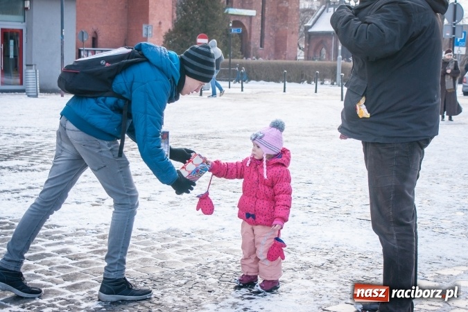 Zdjęcie w galerii na portalu naszraciborz.pl: Raciborski Klub Off-Road SRC 4x4 wspierał Wielką Orkiestrę Świątecznej Pomocy wiadomości z regionu