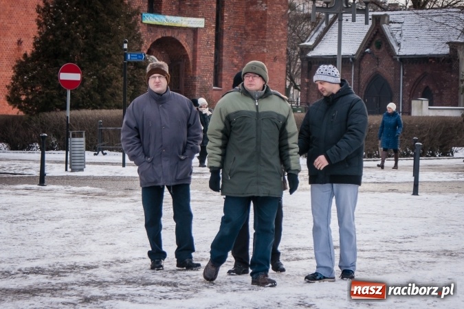 Zdjęcie w galerii na portalu naszraciborz.pl: Raciborski Klub Off-Road SRC 4x4 wspierał Wielką Orkiestrę Świątecznej Pomocy wiadomości z regionu