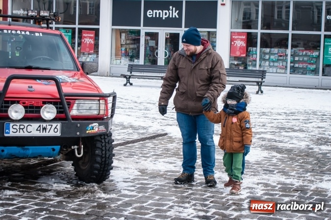 Zdjęcie w galerii na portalu naszraciborz.pl: Raciborski Klub Off-Road SRC 4x4 wspierał Wielką Orkiestrę Świątecznej Pomocy wiadomości z regionu