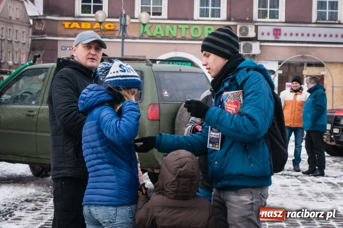 Zdjęcie w galerii na portalu naszraciborz.pl: Raciborski Klub Off-Road SRC 4x4 wspierał Wielką Orkiestrę Świątecznej Pomocy wiadomości z regionu