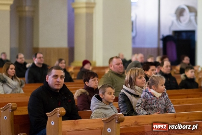 Zdjęcie w galerii na portalu naszraciborz.pl: Krzanowicki wiecz&oacute;r kolęd FOTOREPORTAŻ wiadomości z regionu