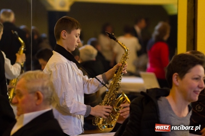 Zdjęcie w galerii na portalu naszraciborz.pl: Krzanowicki wiecz&oacute;r kolęd FOTOREPORTAŻ wiadomości z regionu