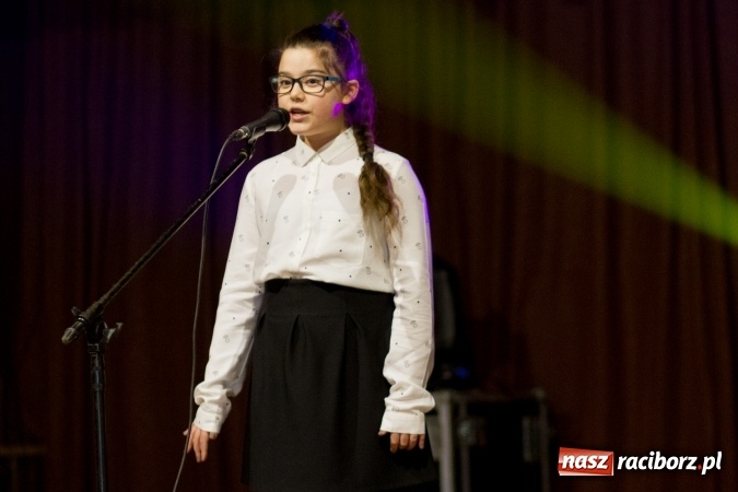 Zdjęcie w galerii na portalu naszraciborz.pl: Krzanowicki wiecz&oacute;r kolęd FOTOREPORTAŻ wiadomości z regionu