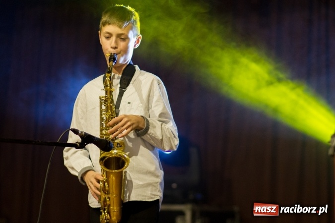 Zdjęcie w galerii na portalu naszraciborz.pl: Krzanowicki wiecz&oacute;r kolęd FOTOREPORTAŻ wiadomości z regionu