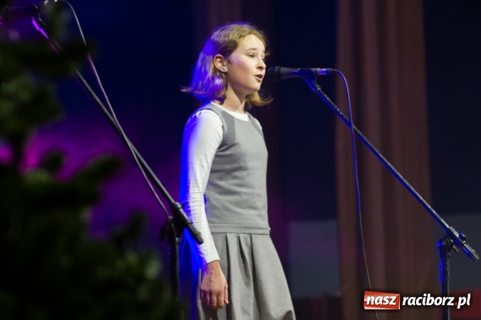 Zdjęcie w galerii na portalu naszraciborz.pl: Krzanowicki wiecz&oacute;r kolęd FOTOREPORTAŻ wiadomości z regionu