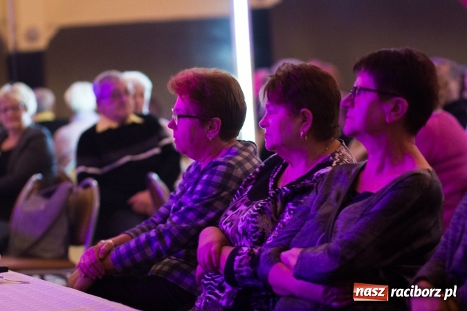 Zdjęcie w galerii na portalu naszraciborz.pl: Krzanowicki wiecz&oacute;r kolęd FOTOREPORTAŻ wiadomości z regionu