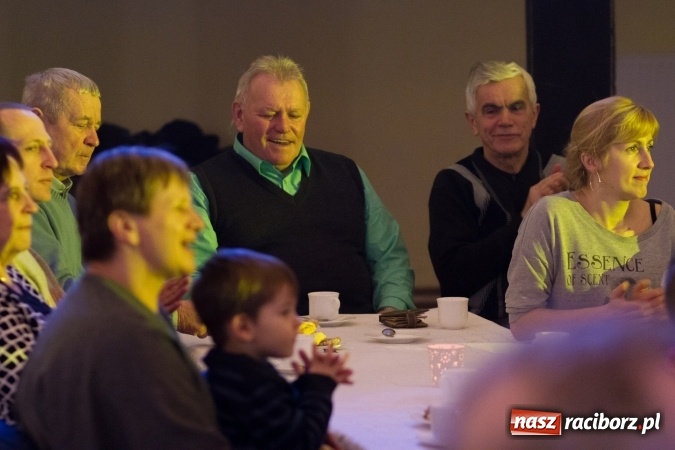 Zdjęcie w galerii na portalu naszraciborz.pl: Krzanowicki wiecz&oacute;r kolęd FOTOREPORTAŻ wiadomości z regionu