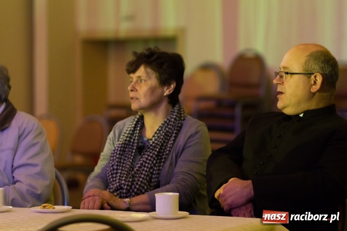 Zdjęcie w galerii na portalu naszraciborz.pl: Krzanowicki wiecz&oacute;r kolęd FOTOREPORTAŻ wiadomości z regionu