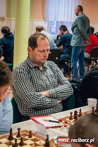 Zdjęcie w galerii na portalu naszraciborz.pl: Specjalny Ośrodek dla Niesłyszących i Słabosłyszących areną zmagań szachistów. Stawką puchar prezydenta wiadomości z regionu