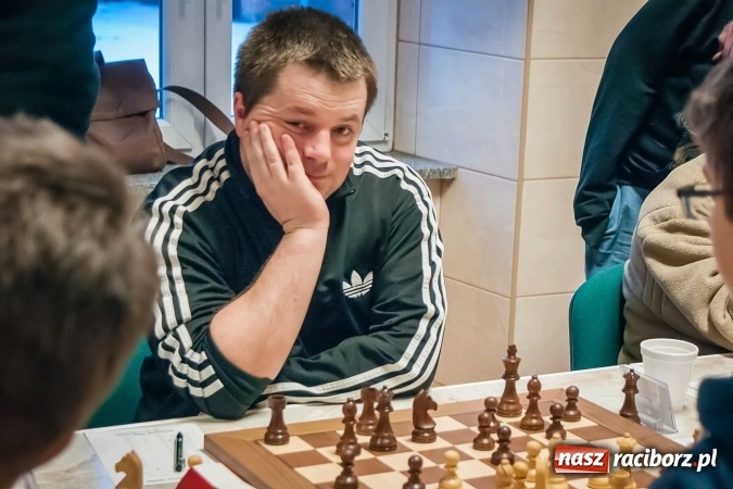 Zdjęcie w galerii na portalu naszraciborz.pl: Specjalny Ośrodek dla Niesłyszących i Słabosłyszących areną zmagań szachistów. Stawką puchar prezydenta wiadomości z regionu