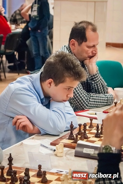 Zdjęcie w galerii na portalu naszraciborz.pl: Specjalny Ośrodek dla Niesłyszących i Słabosłyszących areną zmagań szachistów. Stawką puchar prezydenta wiadomości z regionu