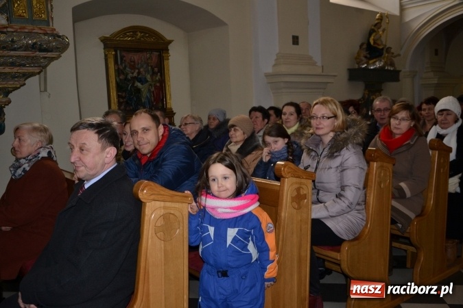 Zdjęcie w galerii na portalu naszraciborz.pl: Tworkowskie kolędowanie przy żłóbku  wiadomości z regionu