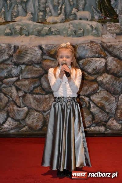 Zdjęcie w galerii na portalu naszraciborz.pl: Tworkowskie kolędowanie przy żłóbku  wiadomości z regionu