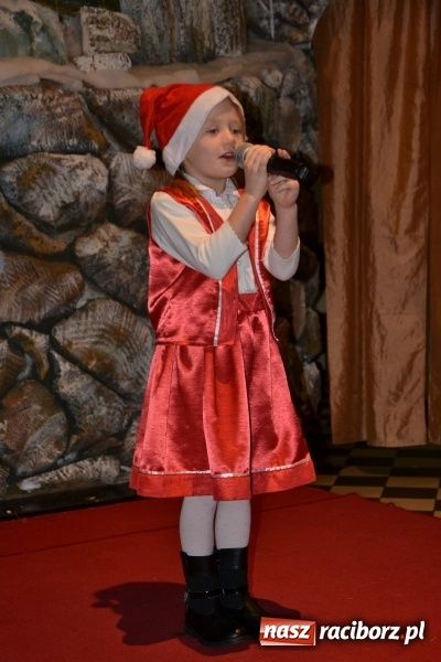Zdjęcie w galerii na portalu naszraciborz.pl: Tworkowskie kolędowanie przy żłóbku  wiadomości z regionu