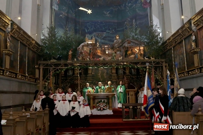 Zdjęcie w galerii na portalu naszraciborz.pl: Biskupi opolski i gliwicki odprawili dziś Mszę św. w intencji rychłej beatyfikacji Ofki Piast&oacute;wny wiadomości z regionu