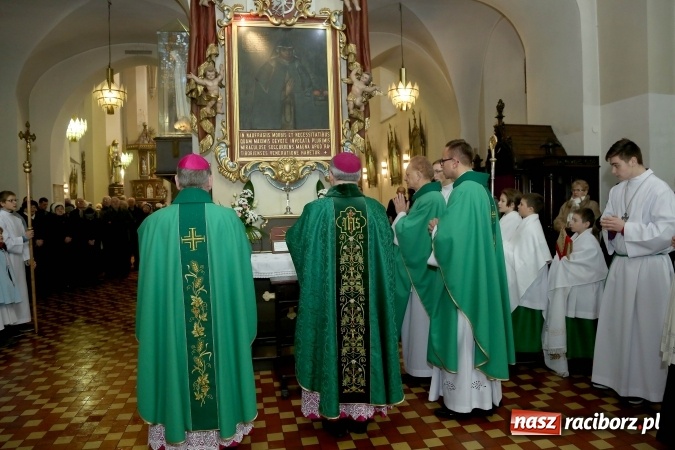 Zdjęcie w galerii na portalu naszraciborz.pl: Biskupi opolski i gliwicki odprawili dziś Mszę św. w intencji rychłej beatyfikacji Ofki Piast&oacute;wny wiadomości z regionu