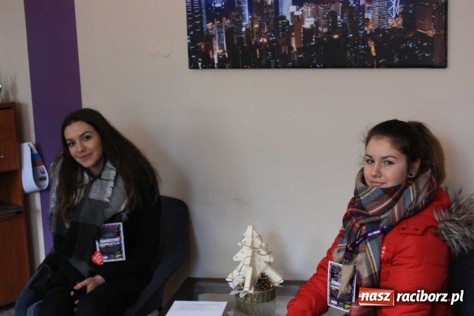 Zdjęcie w galerii na portalu naszraciborz.pl: Wielka Orkiestra Świątecznej Pomocy zn&oacute;w zagrała w Krzanowicach. Pobito rekord! wiadomości z regionu