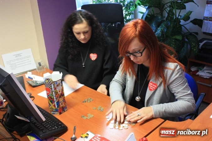 Zdjęcie w galerii na portalu naszraciborz.pl: Wielka Orkiestra Świątecznej Pomocy zn&oacute;w zagrała w Krzanowicach. Pobito rekord! wiadomości z regionu