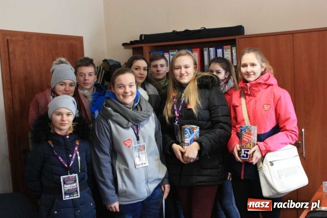 Zdjęcie w galerii na portalu naszraciborz.pl: Wielka Orkiestra Świątecznej Pomocy zn&oacute;w zagrała w Krzanowicach. Pobito rekord! wiadomości z regionu