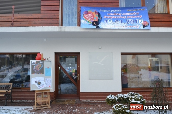 Zdjęcie w galerii na portalu naszraciborz.pl: Studio Sztuki Fryzjerskiej Luiza z Tworkowa strzygło i modelowało w rytm Wielkiej Orkiestry Świątecznej Pomocy wiadomości z regionu