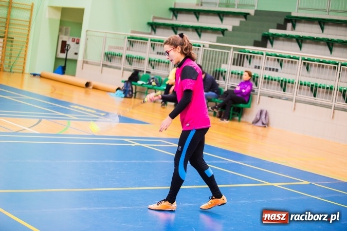 Zdjęcie w galerii na portalu naszraciborz.pl: Turniej badmintona na rozpoczęcie ferii wiadomości z regionu