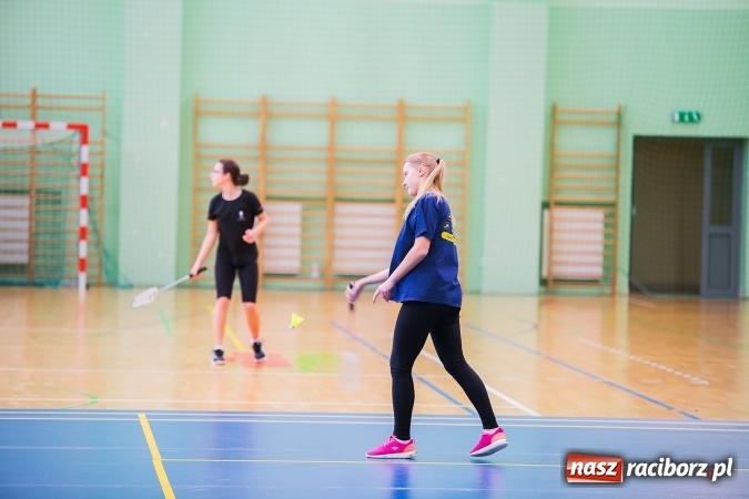 Zdjęcie w galerii na portalu naszraciborz.pl: Turniej badmintona na rozpoczęcie ferii wiadomości z regionu