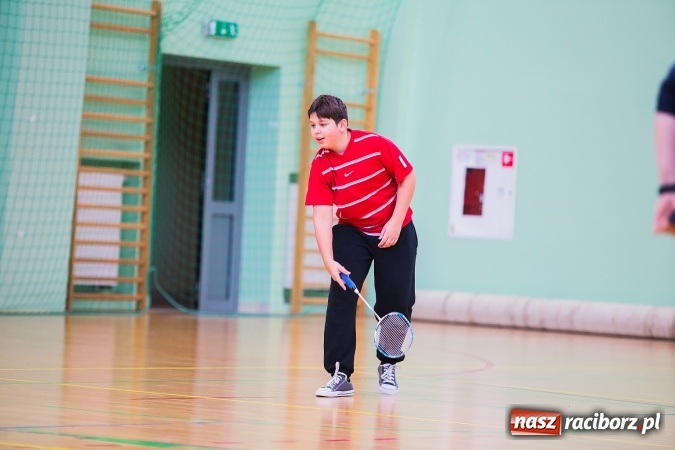 Zdjęcie w galerii na portalu naszraciborz.pl: Turniej badmintona na rozpoczęcie ferii wiadomości z regionu