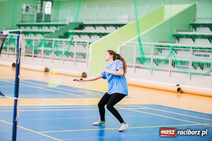 Zdjęcie w galerii na portalu naszraciborz.pl: Turniej badmintona na rozpoczęcie ferii wiadomości z regionu