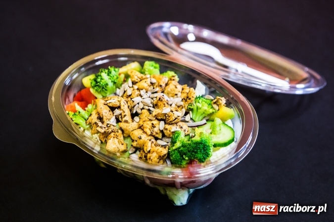 Zdjęcie w galerii na portalu naszraciborz.pl: Zdrowe i właściwe odżywianie medycyną jutra – ekobistro sałatkowe BeFit zaprasza na kulinarną ucztę! wiadomości z regionu