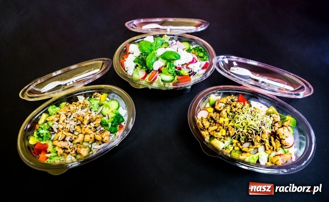 Zdjęcie w galerii na portalu naszraciborz.pl: Zdrowe i właściwe odżywianie medycyną jutra – ekobistro sałatkowe BeFit zaprasza na kulinarną ucztę! wiadomości z regionu