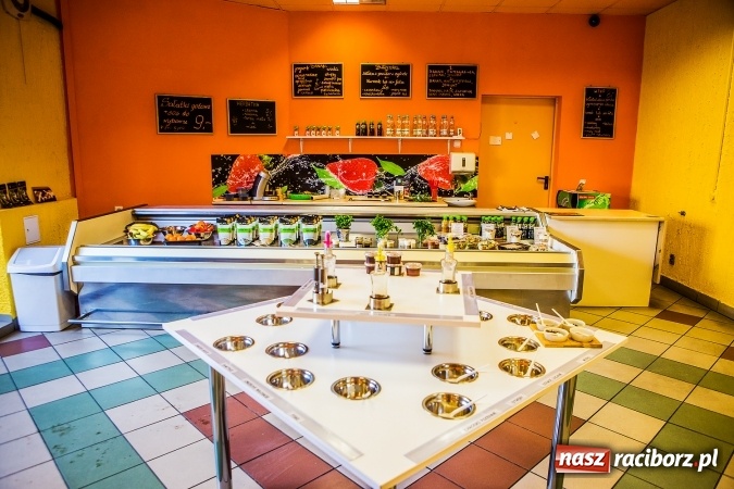 Zdjęcie w galerii na portalu naszraciborz.pl: Zdrowe i właściwe odżywianie medycyną jutra – ekobistro sałatkowe BeFit zaprasza na kulinarną ucztę! wiadomości z regionu
