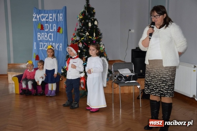 Zdjęcie w galerii na portalu naszraciborz.pl: Dzień Babci i Dziadka w Bolesławiu  wiadomości z regionu